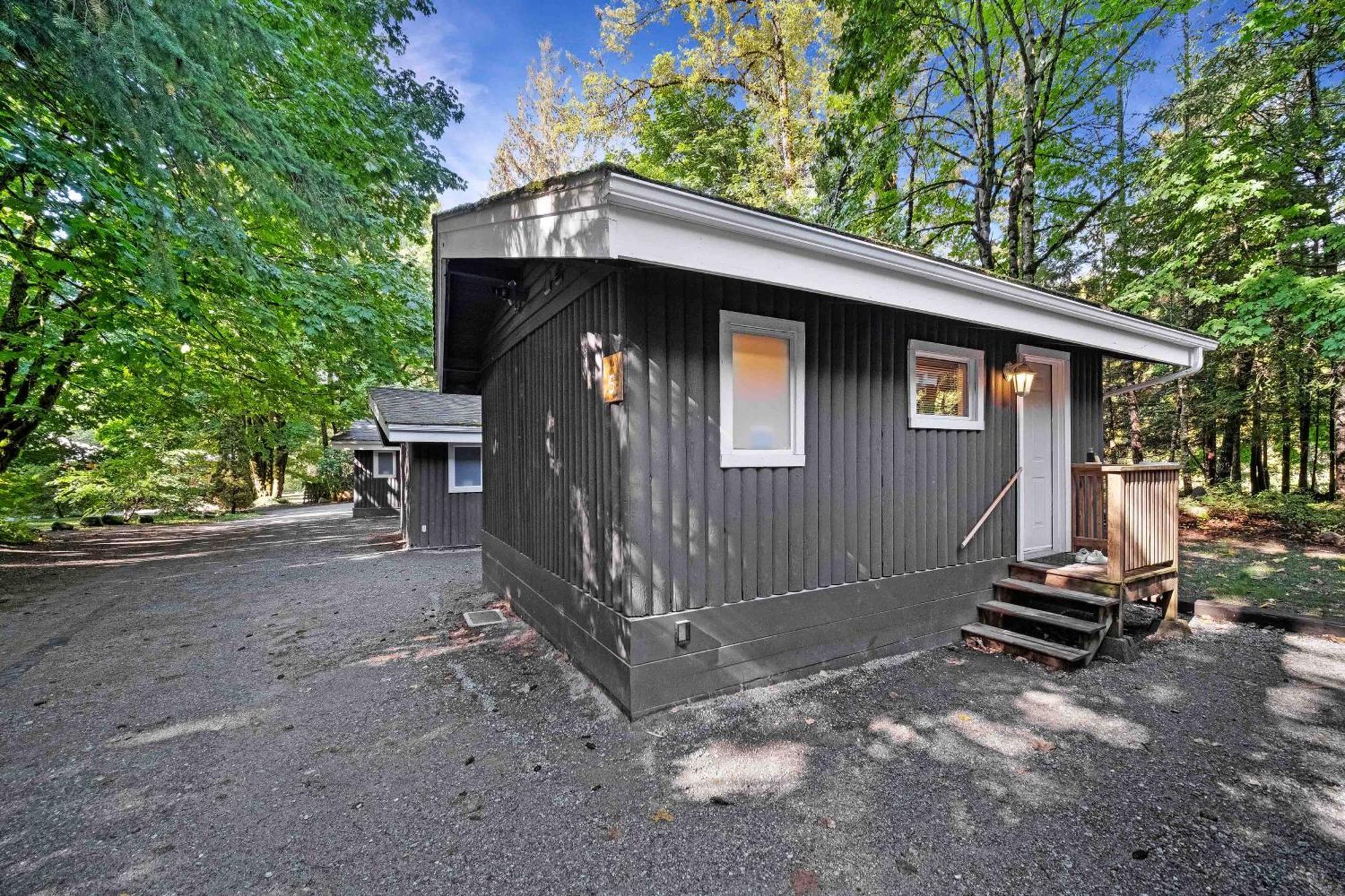 Sunwolf Riverside Cabins Brackendale Dış mekan fotoğraf
